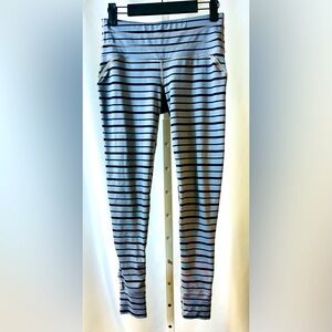Athleta Active Relay Tight Leggings in Granite‎ Gray Size Extra Small